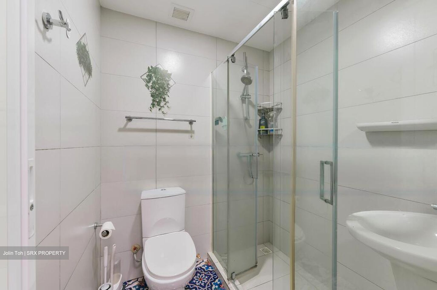 1 Canberra (D27), Condominium #483520031